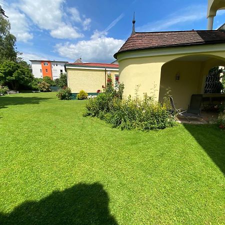Gaestehaus Auerhahn Vöcklabruck Eksteriør billede
