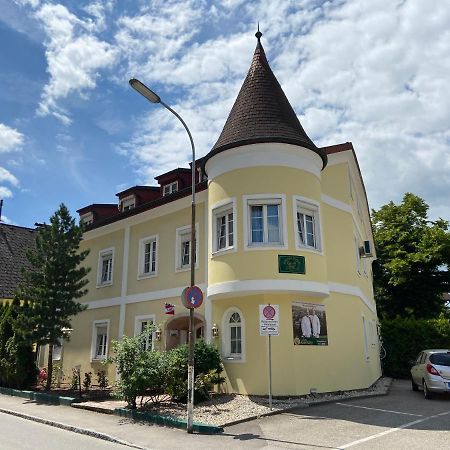 Gaestehaus Auerhahn Vöcklabruck Eksteriør billede