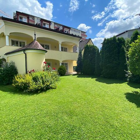 Gaestehaus Auerhahn Vöcklabruck Eksteriør billede