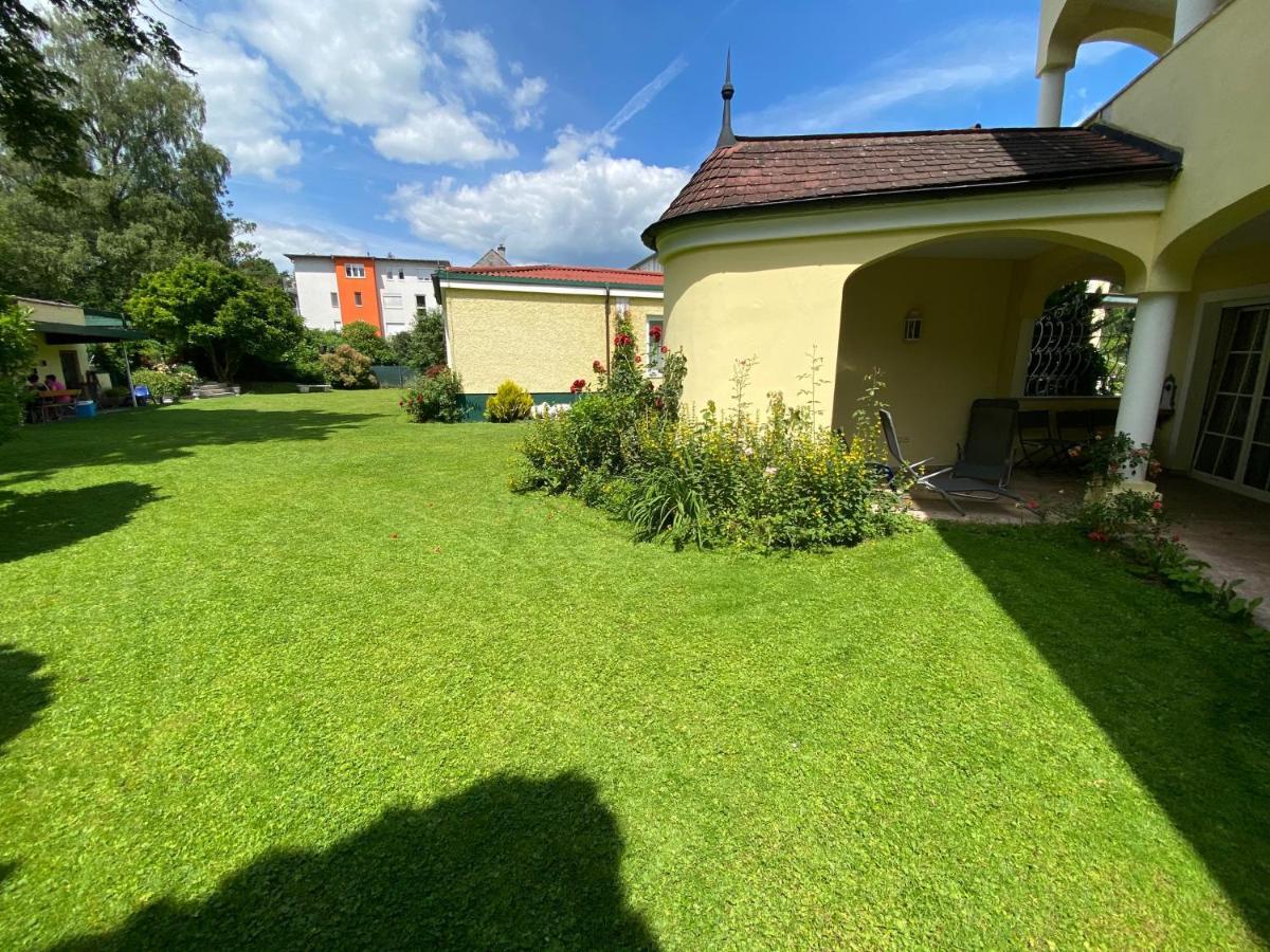Gaestehaus Auerhahn Vöcklabruck Eksteriør billede